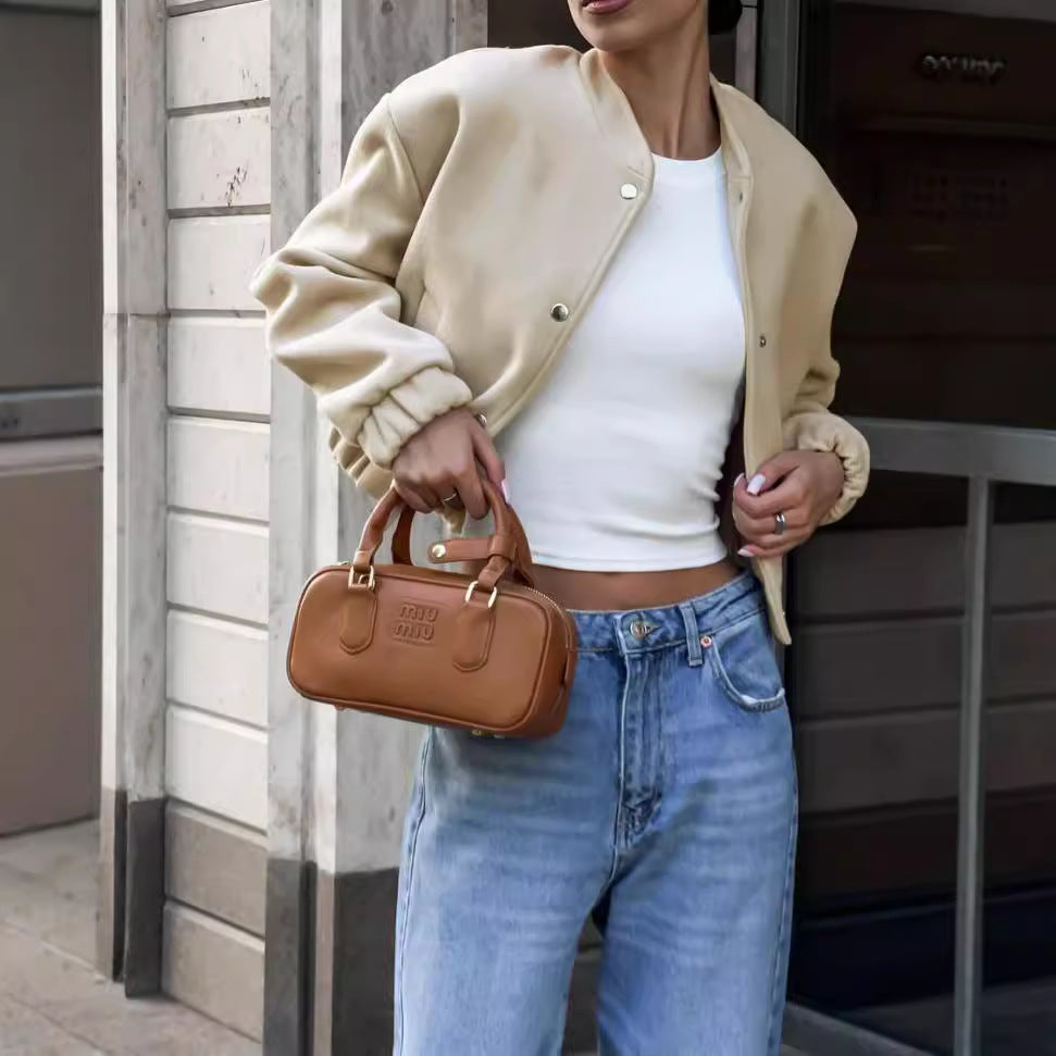 Veste en cuir synthétique décontractée pour femmes avec fermeture éclair stylée et élégantes meurtrières Chic & Stil