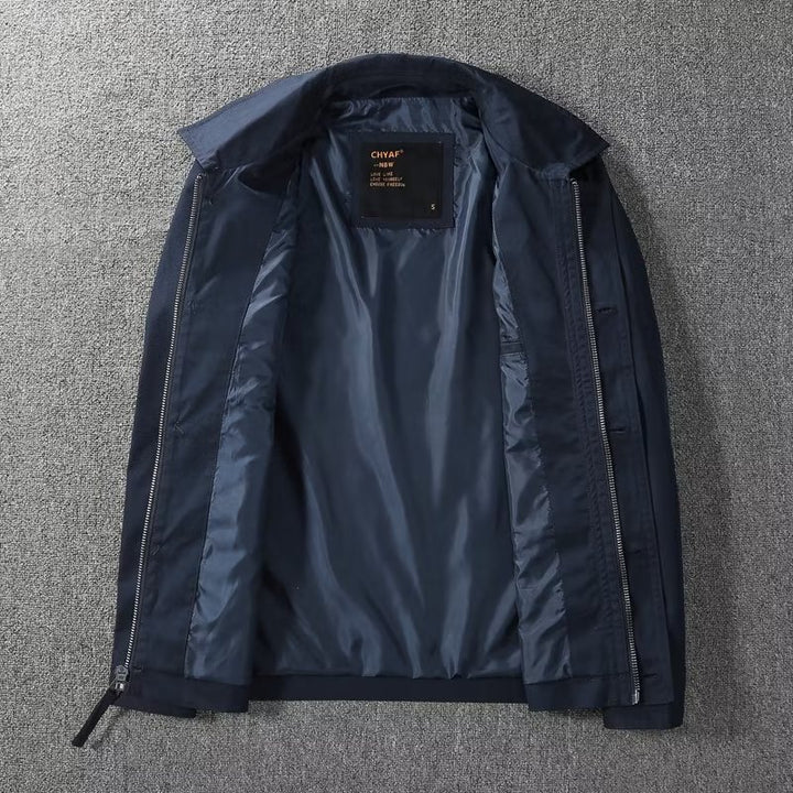 Fashionable men's transitional jacket with a versatile fit and practical pockets Lune London