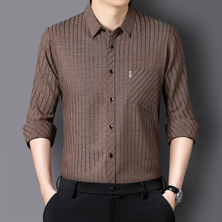 Casual long-sleeved shirt for men with modern striped pattern Lune London