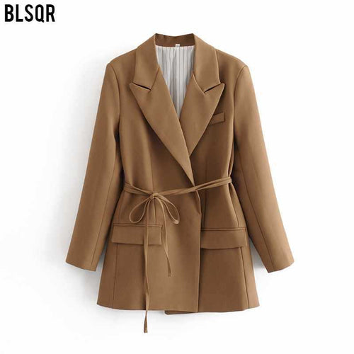 Elegant blazer jacket for women with a belt at the waist and practical pockets Lune London