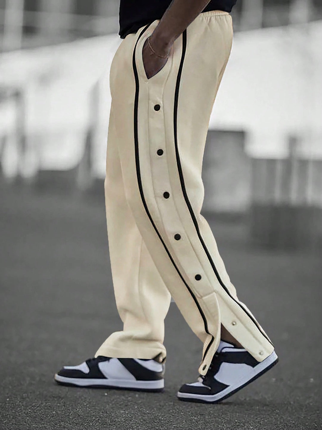 Sporty casual pants for men with side snap buttons Lune London