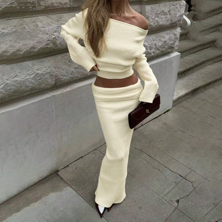 Knitted set for women with plunging neckline and chic maxi skirt Lune London