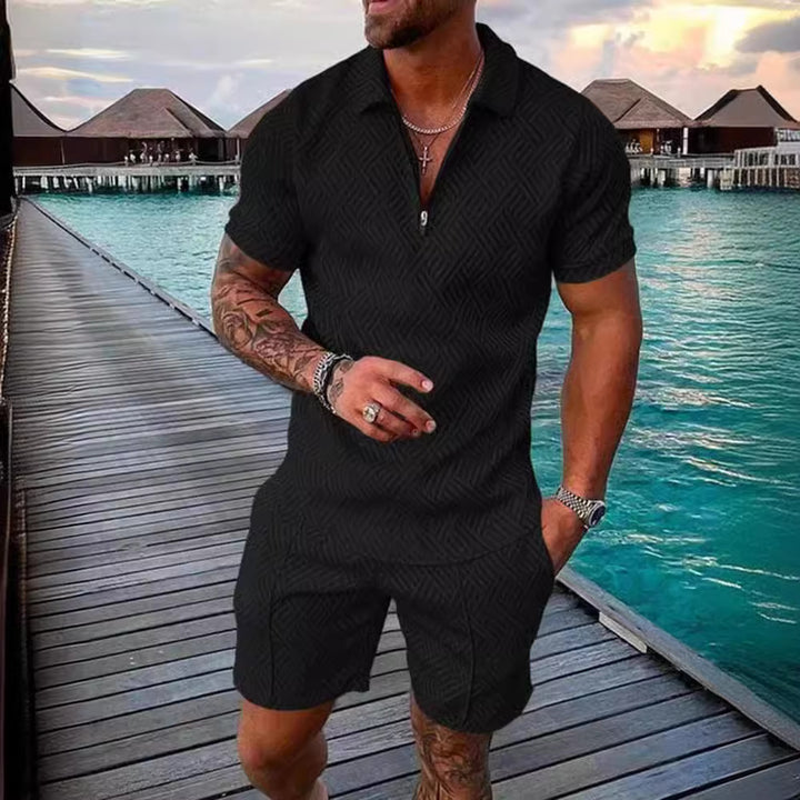 Elegant leisure suit for men with textured design Lune London