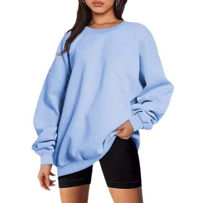 Oversized sweatshirt for women with raglan sleeves and soft lining Lune London