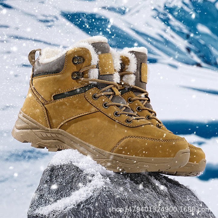 Winter hiking boots for women with insulating lining and non-slip sole Lune London