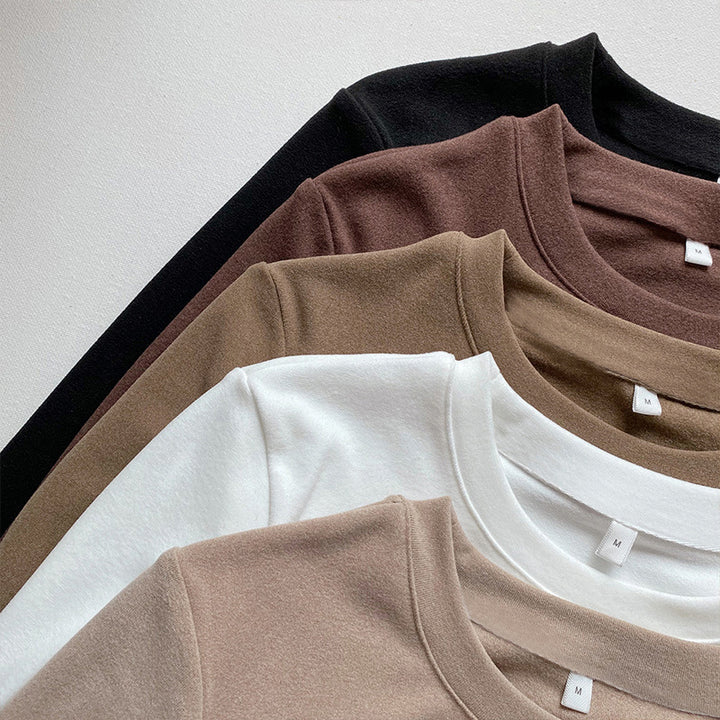 Women's long-sleeve shirt made of soft cotton fabric with a casual cut Lune London