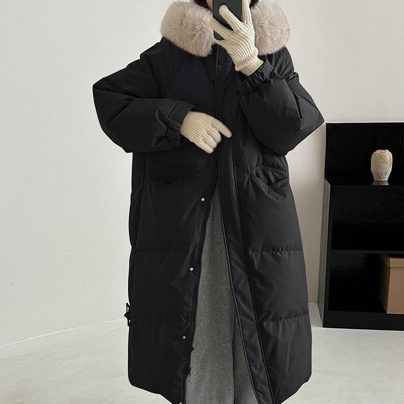 Ladies long winter down jacket with high-quality faux fur collar and practical pockets Lune London