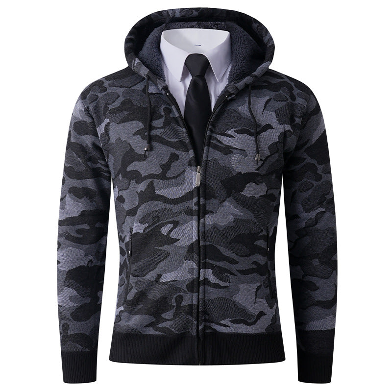Trendy hoodie for men with a stylish camouflage design Lune London