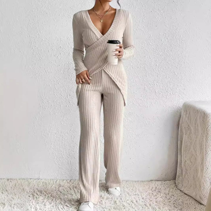 Timeless ladies knit lounge set Lune London