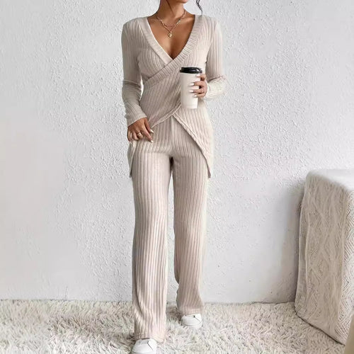 Timeless ladies knit lounge set Lune London