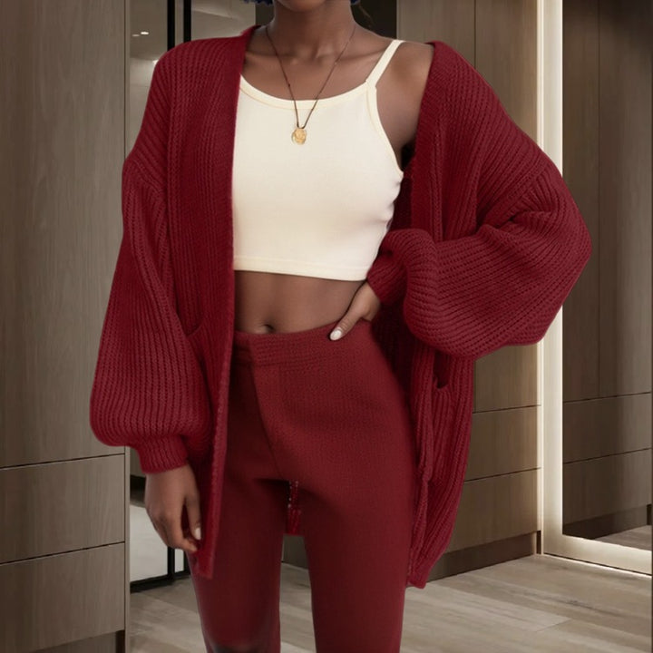 Cardigan pour femmes en tricot épais avec des manches volumineuses et des poches pratiques Chic & Stil