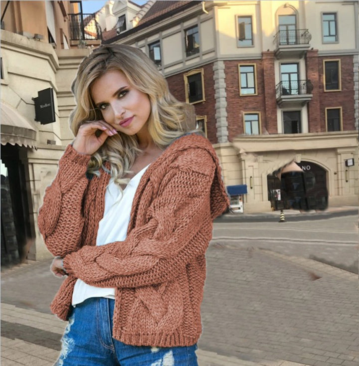Thick knit jacket for women with hood and elegant cable pattern Lune Londonl