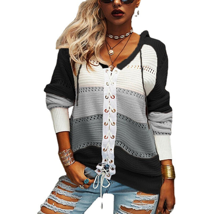 Chunky knit hooded sweater for women with a trendy stripes pattern Lune London
