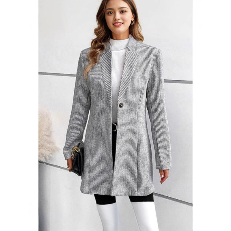 Women Modern Knit Blazer with Slim Fit and Elegant Details Lune London