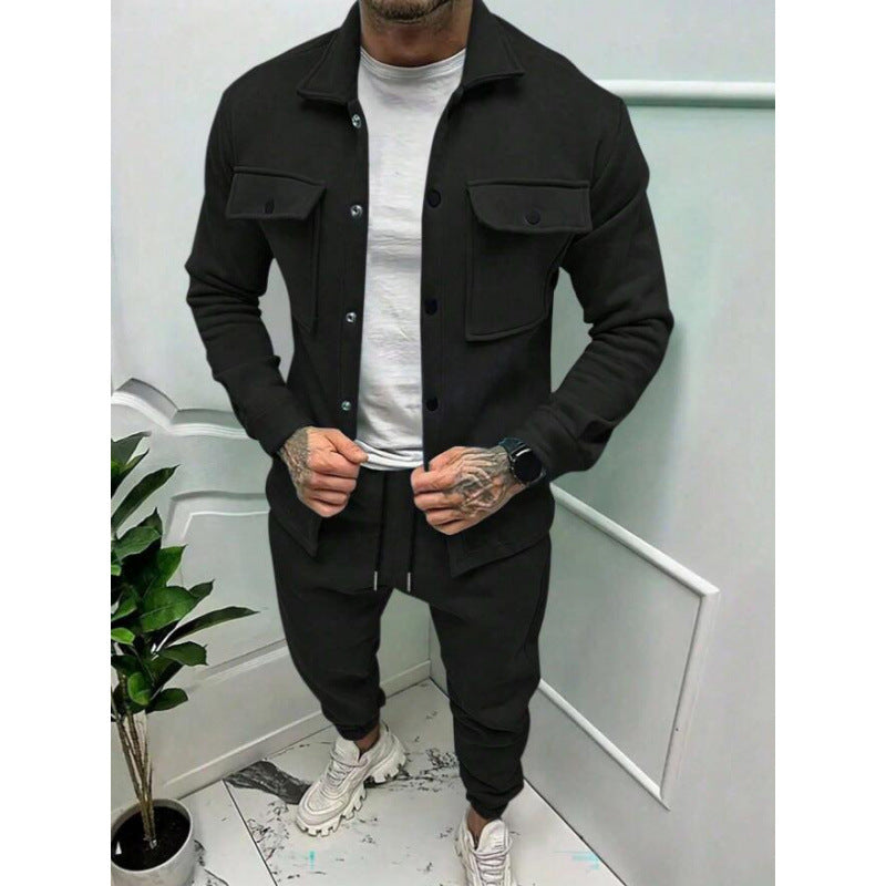 Men's sports set with modern details and practical pockets Lune London
