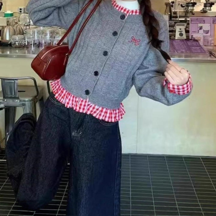 Trendy knit jacket for women with modern accents and a playful ruffle design Lune London