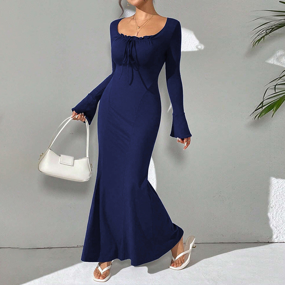 Robe maxi pour femme avec un élégant col en V et un ourlet fluide Chic & Stil