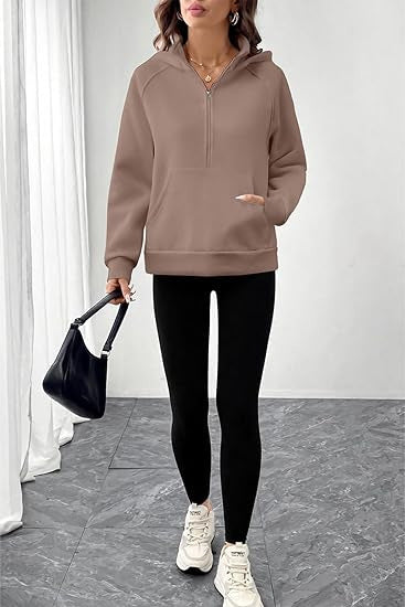 Pull à capuche de sport pour femmes avec cordon Chic & Stil