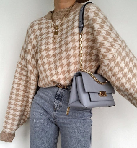 Women's chunky knit sweater with a modern houndstooth pattern and a relaxed fit Lune London