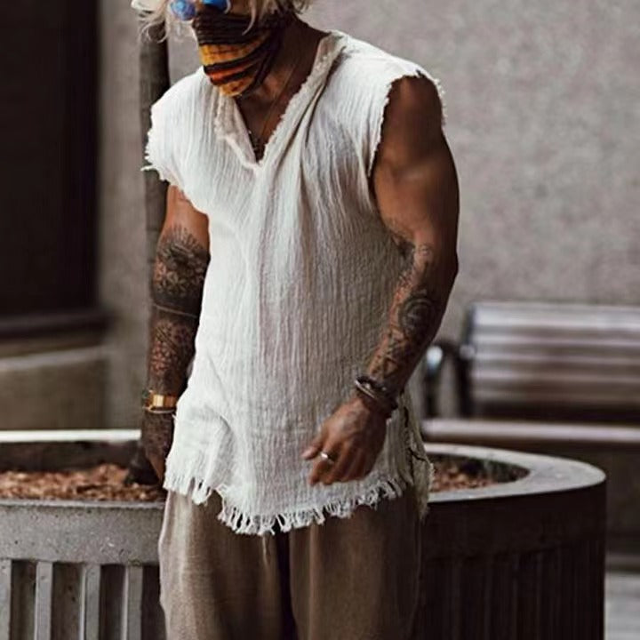 Casual shirt for men with V-neck and frayed hem Lune London