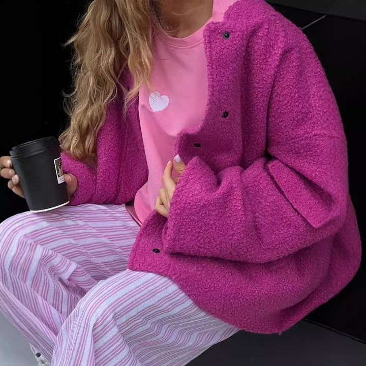Oversized fleece jacket for women with cozy interior and trendy cut Lune London