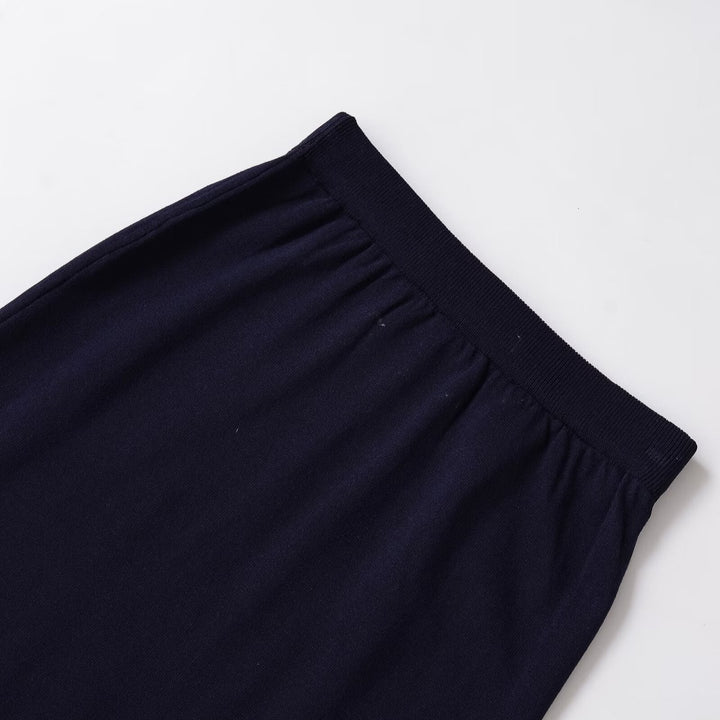 Midi skirt for women in a soft cotton blend with an elastic waistband Lune London