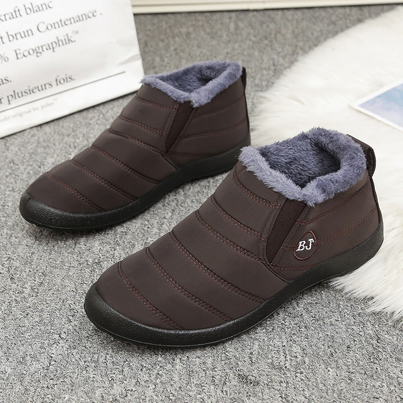 Casual ankle boots for women lined with non-slip sole and practical zipper Lune London