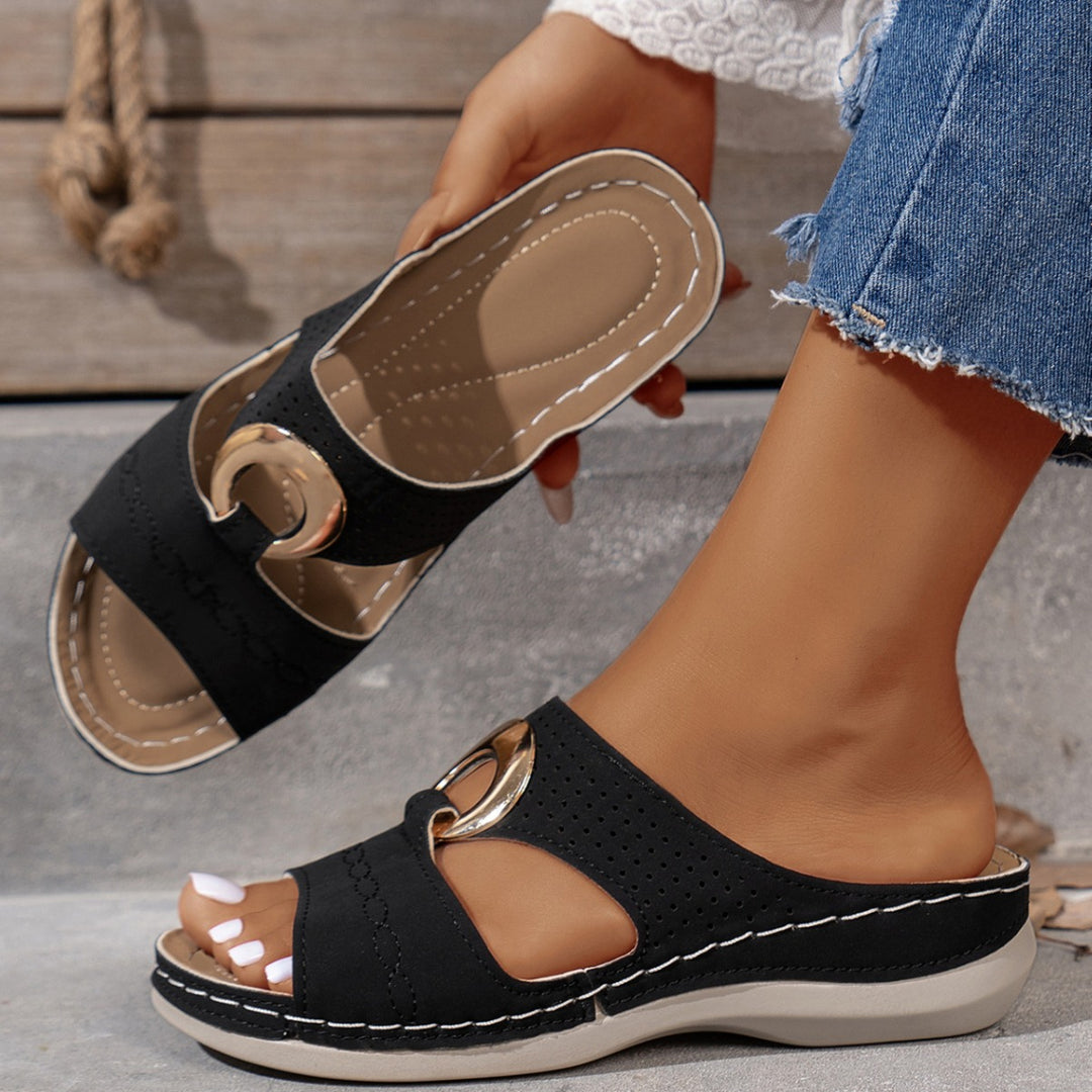 Fashion strappy sandals for women with breathable inserts and a stylish buckle Lune London