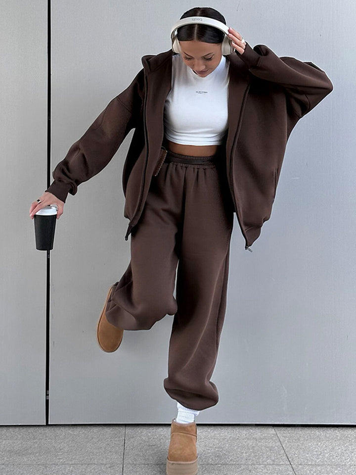Ladies casual and comfortable hoodie with loose jogger pants Lune London