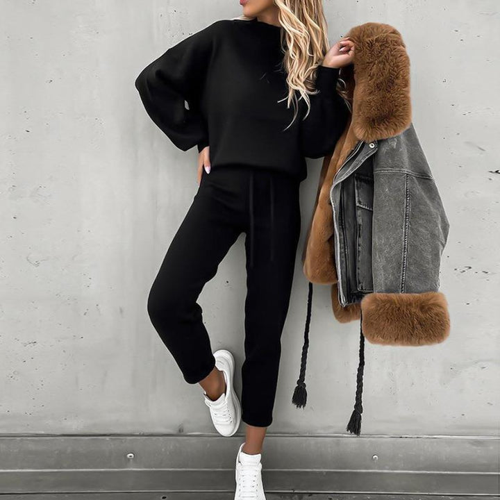 Casual and elegant sweater set for women with high collar Lune London