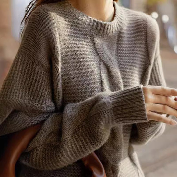 Chunky knit sweater for women with structured design and wide sleeves Lune London