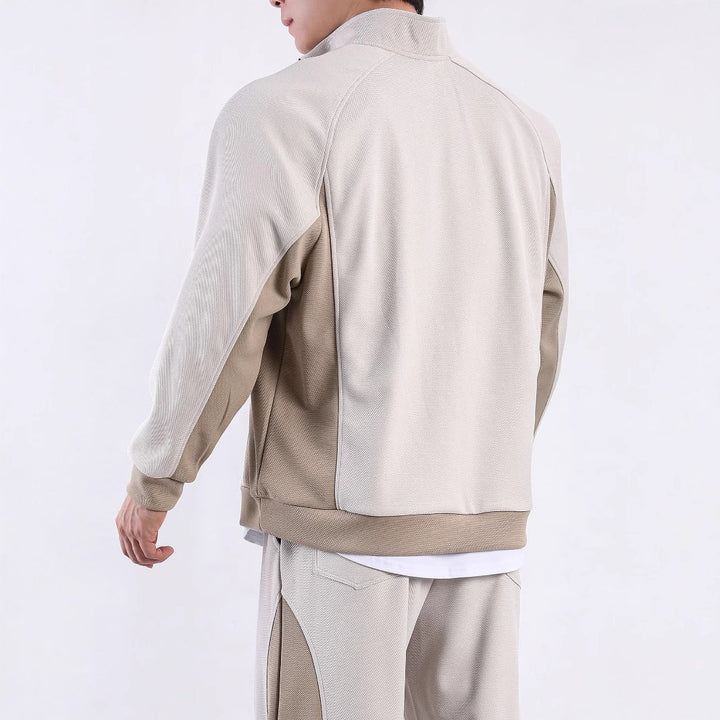 Functional pull for men with half-zip and breathable inserts Lune London