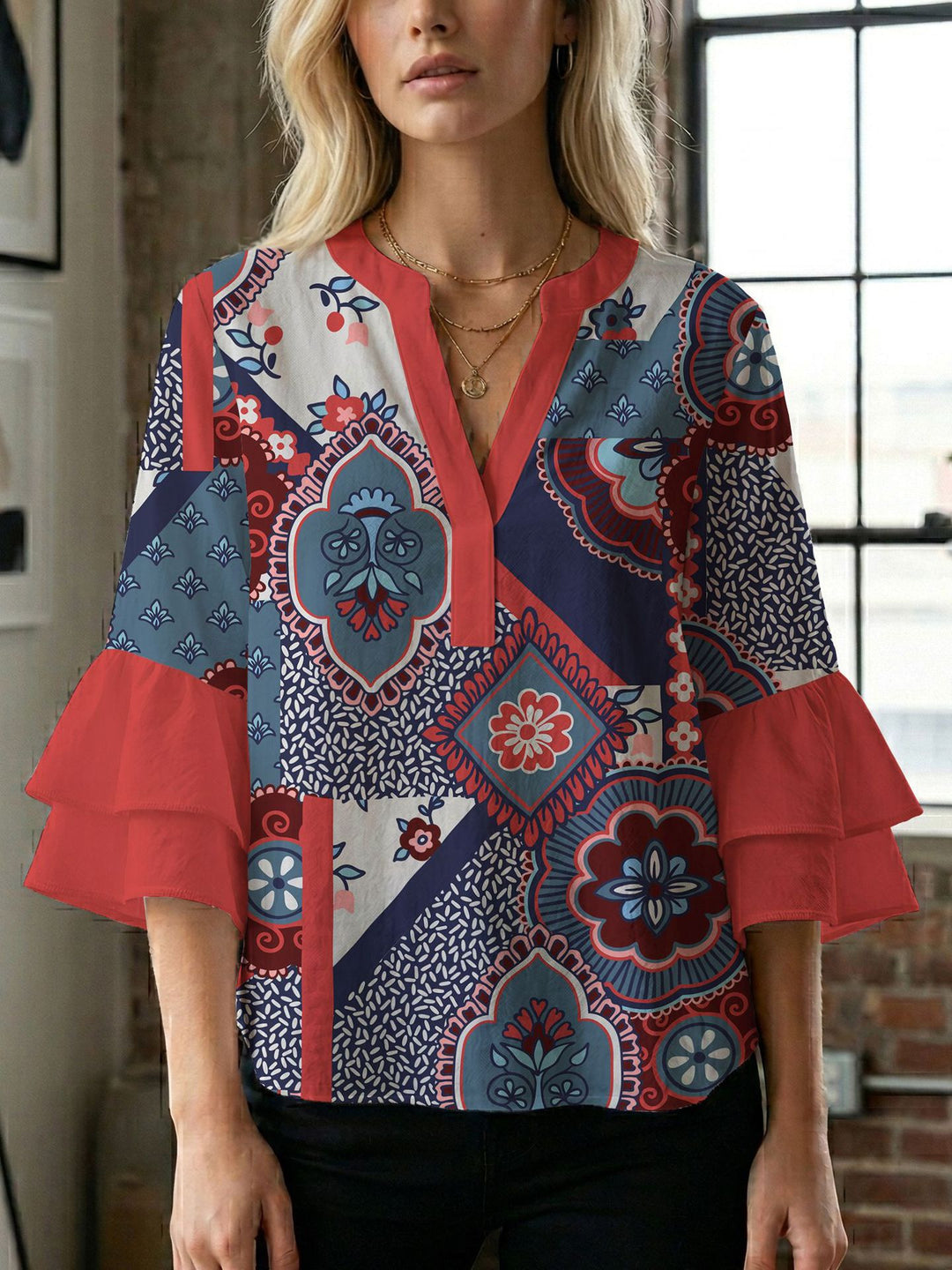 Ladies blouse with beautiful floral design Lune London