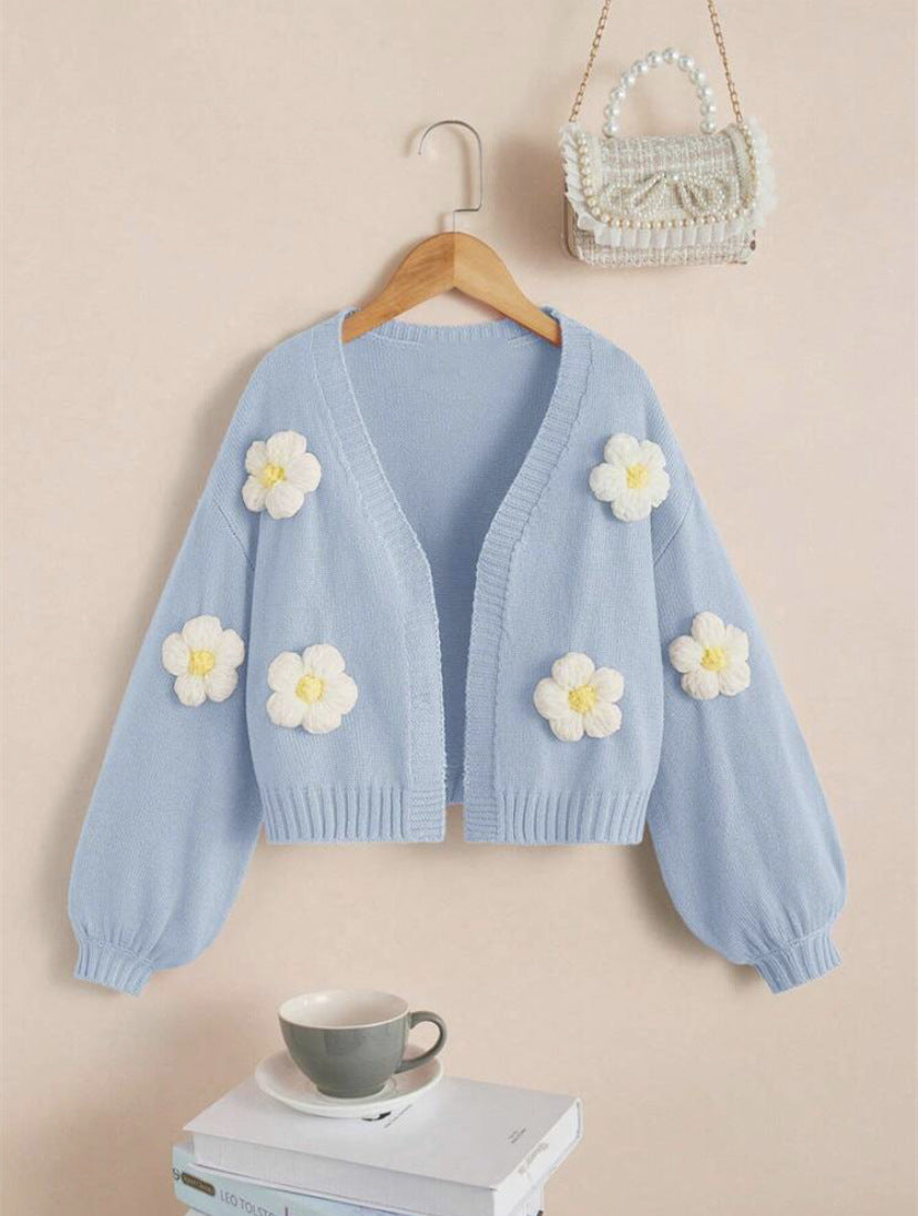 Short jacket for women with playful flower appliqués Lune London