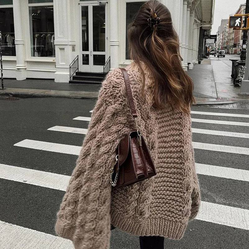 Thick knit sweater for women with oversized sleeves Lune London