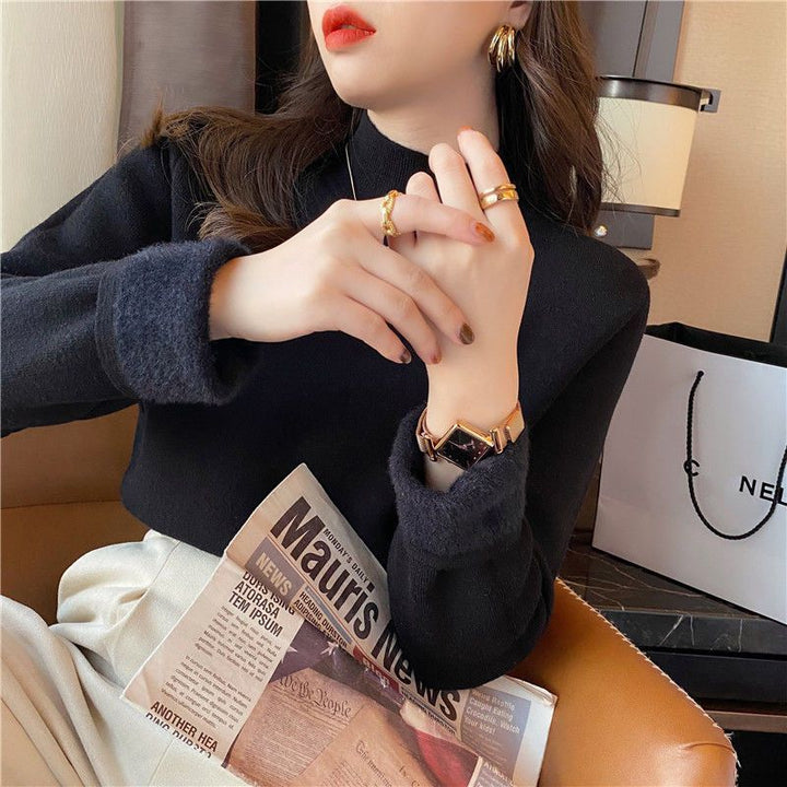 Pull à manches courtes pour femmes avec un col roulé stylé et une coupe décontractée Chic & Stil