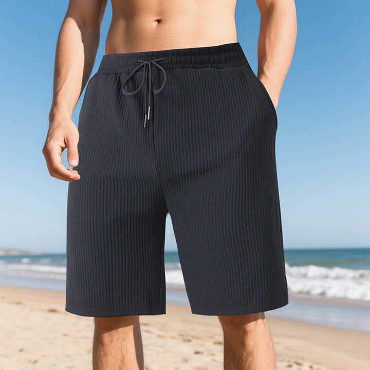 Casual men's shorts with elastic waistband and practical side pockets Lune London