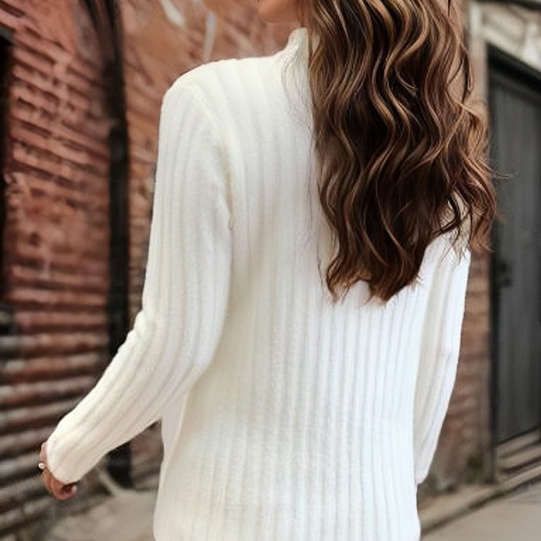 Ladies elegant fine knit sweater with modern rib pattern Lune London