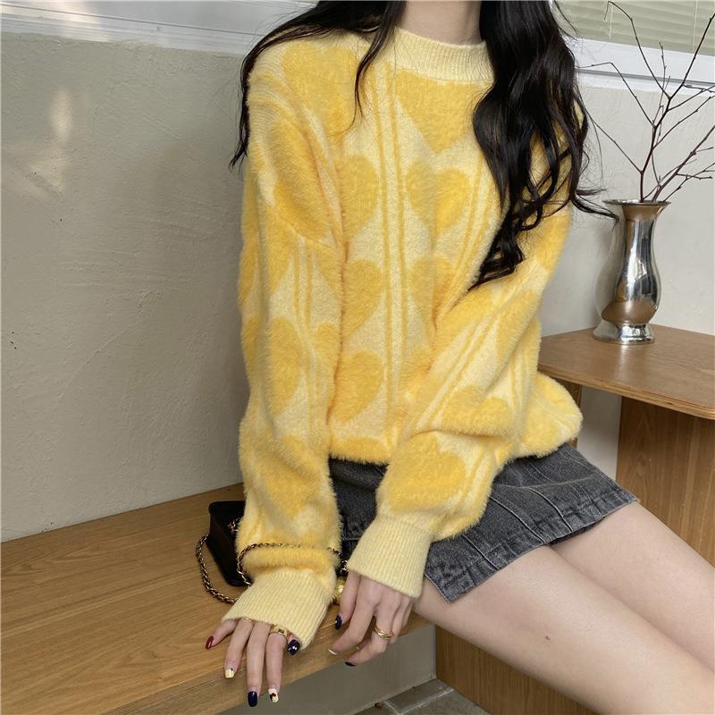 Women's cozy wool sweater with a varied pattern and a casual fit Lune London
