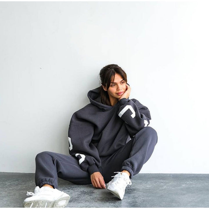 Ladies Oversized Casual Sweatshirt Set with Hood and Elastic Waist Lune London