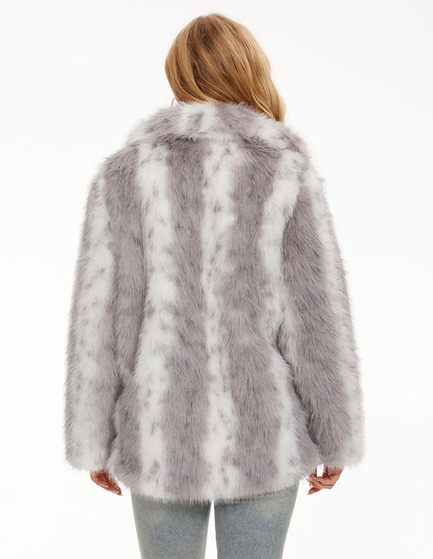 Glamorous faux fur jacket for women with elegant stripes Lune London