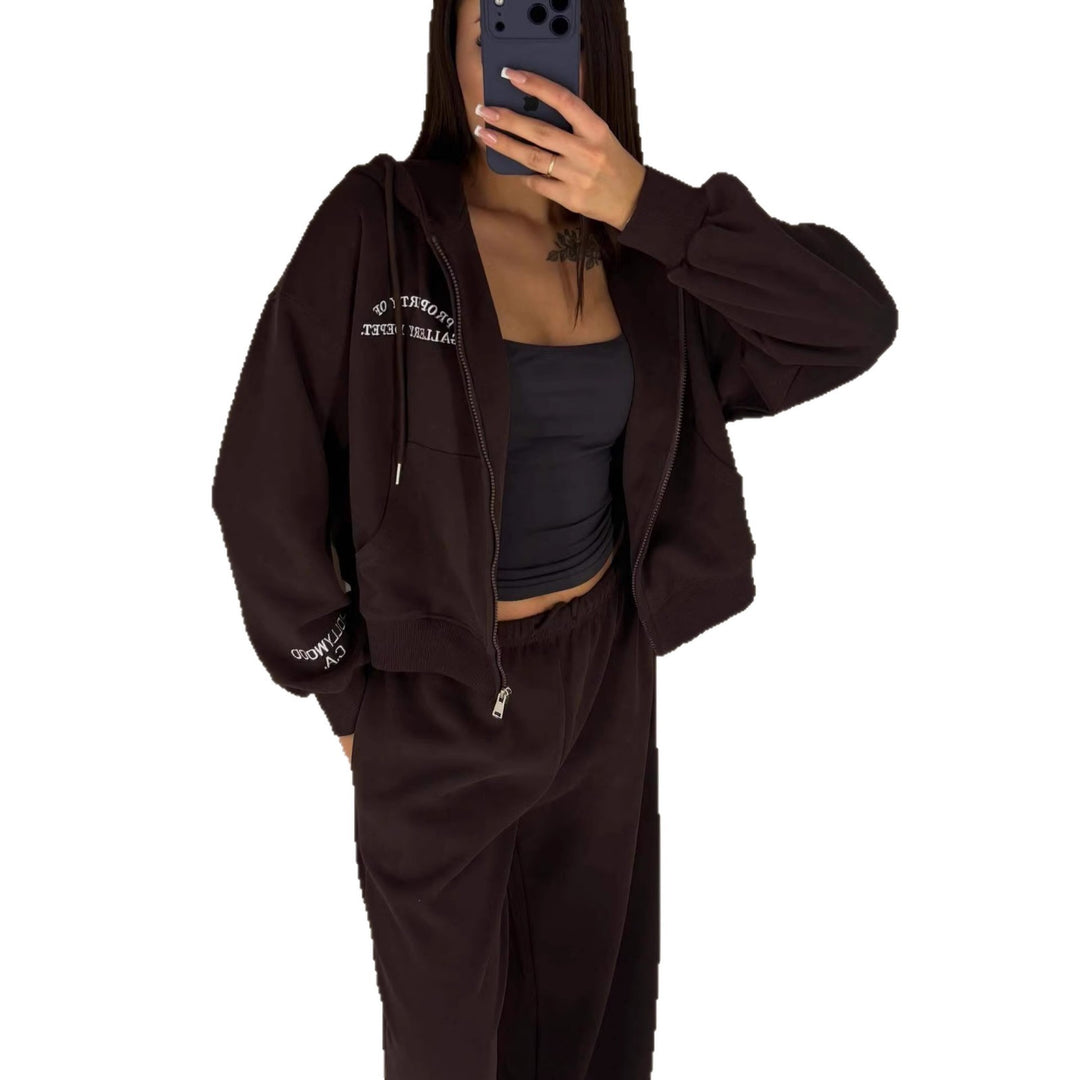 Ensemble de survêtement féminin tendance avec un grand confort et une coupe décontractée Chic & Stil