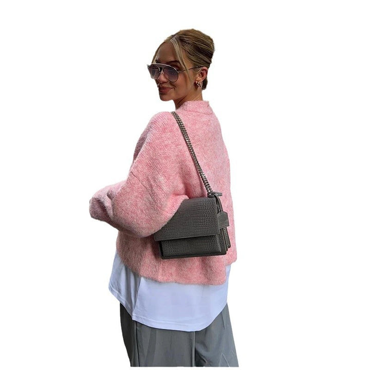 Chic and stylish oversized cozy sweater for women