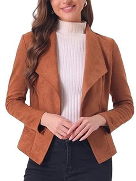 Faux leather blazer for women with a relaxed fit and trendy lapels Lune London