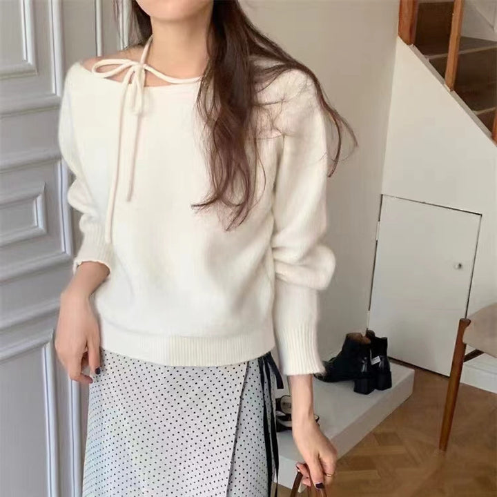 Pull décontracté pour femmes avec col décoratif et matériau doux Chic & Stil