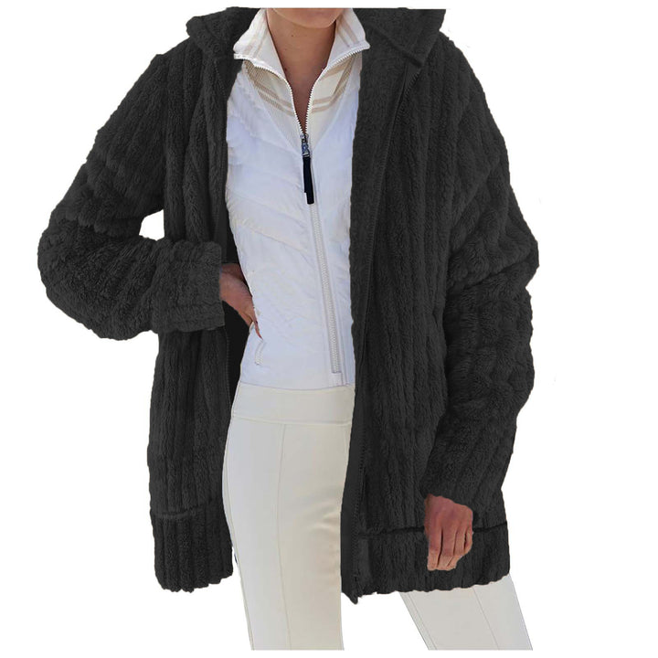 Cozy plush jacket for women with practical pockets Lune London