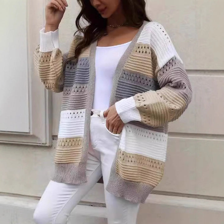 Cardigan en tricot large pour femmes avec un motif en dentelle unique et un design en blocs de couleur Chic & Stil