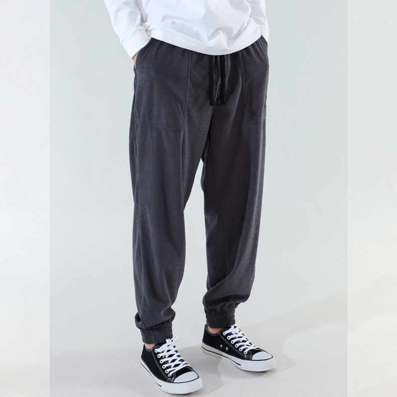 Comfortable casual pants for men with elastic waistband and relaxed fit Lune London
