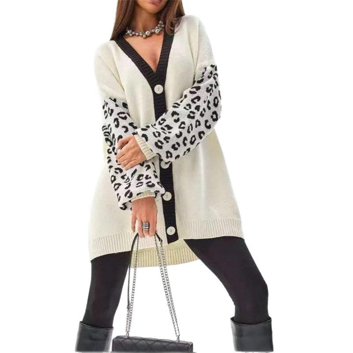 Women chunky knit cardigan with leopard pattern and button details Lune London