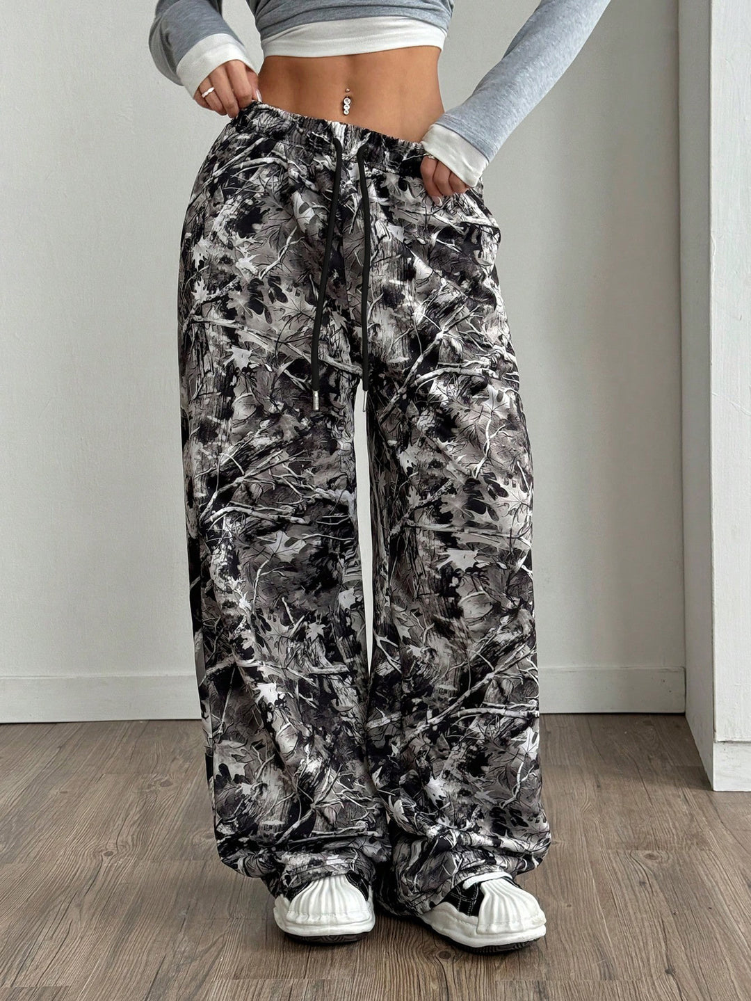 Chic and Stylish Women's Leisure Pants